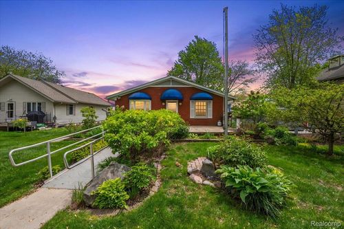 13358 Laplaisance Woods St, La Salle, MI, 48145-9755 | Card Image