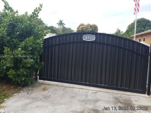 14920 Ne 10th Ave, Miami, FL, 33161-2458 | Card Image