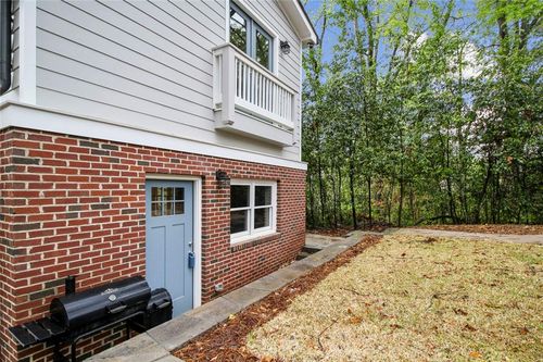 c-940 Saint Charles Ave Ne, Atlanta, GA, 30306-4762 | Card Image