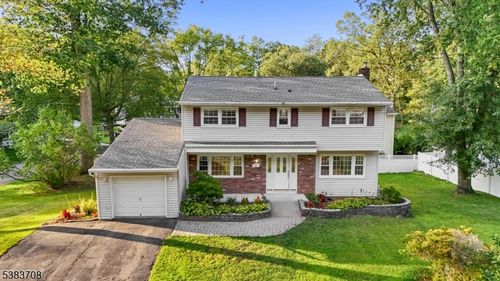 45 Deer Path Dr, Flanders, NJ, 07836-9505 | Card Image