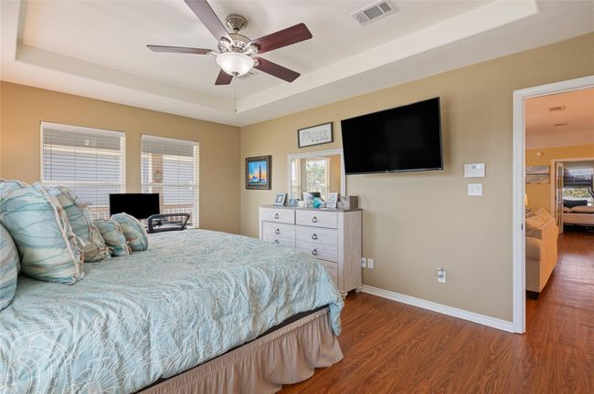 876 Kahla Dr, House other with 5 bedrooms, 2 bathrooms and 2 parking in Crystal Beach TX | Image 26