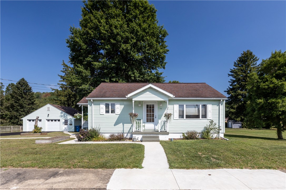 5th Ave, Latrobe, PA 15650