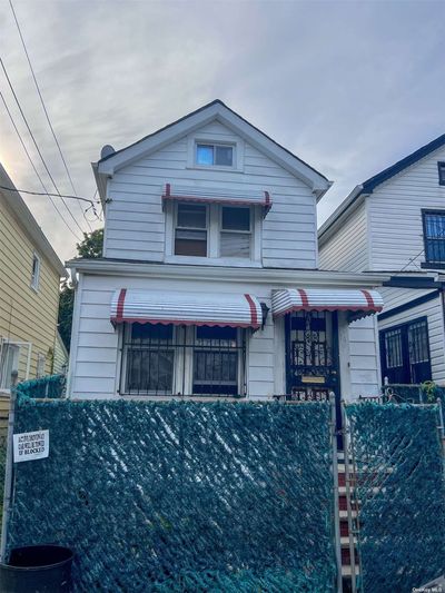 130-14 135th Place, House other with 3 bedrooms, 2 bathrooms and null parking in South Ozone Park NY | Image 2