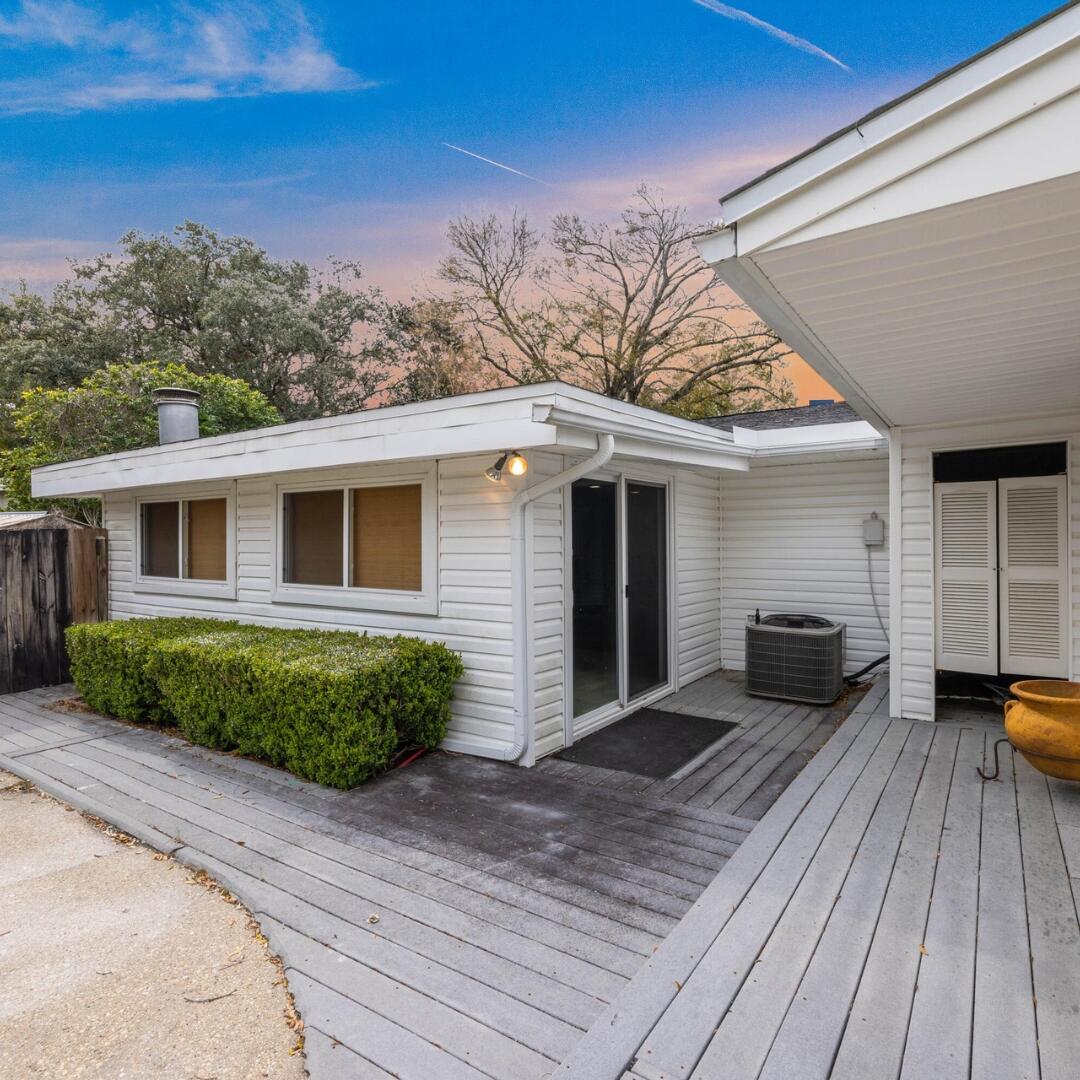 Karen Ave, Fort Walton Beach, FL 32547