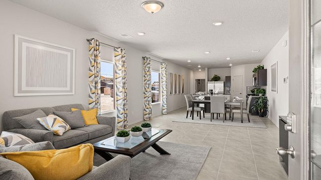 5611 Sagan Loop Se, House other with 3 bedrooms, 2 bathrooms and null parking in Albuquerque NM | Image 4