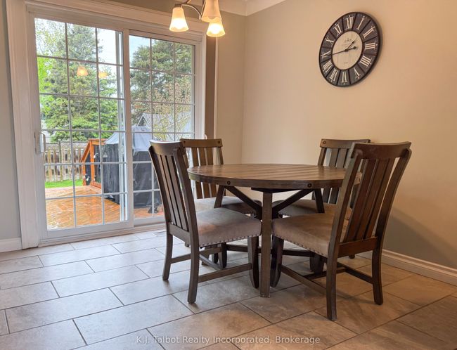 250 Catherine St, House other with 4 bedrooms, 2 bathrooms and 4 parking in Goderich ON | Image 4