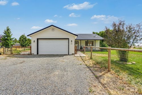 20 Janice Ln, Carey, ID, 83320-5067 | Card Image