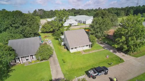 27499 Tall Oaks Dr, Walker, LA, 70785-6337 | Card Image