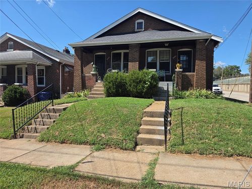 2001 Prather Ave, Saint Louis, MO, 63139-3527 | Card Image