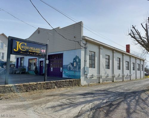 8306 W Main St, Richmond, OH, 43944 | Card Image