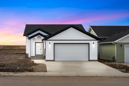 1306 56 Ave, Lloydminster, AB, T9V3T4 | Card Image