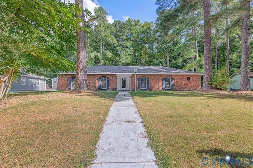 1809 Tudor Ln, Petersburg, VA, 23805-1108 | Card Image