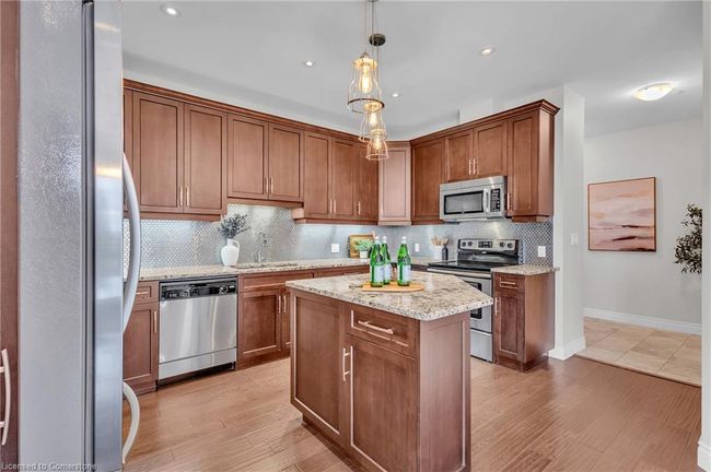502 - 223 Erb St W, House attached with 2 bedrooms, 2 bathrooms and 1 parking in Waterloo ON | Image 11
