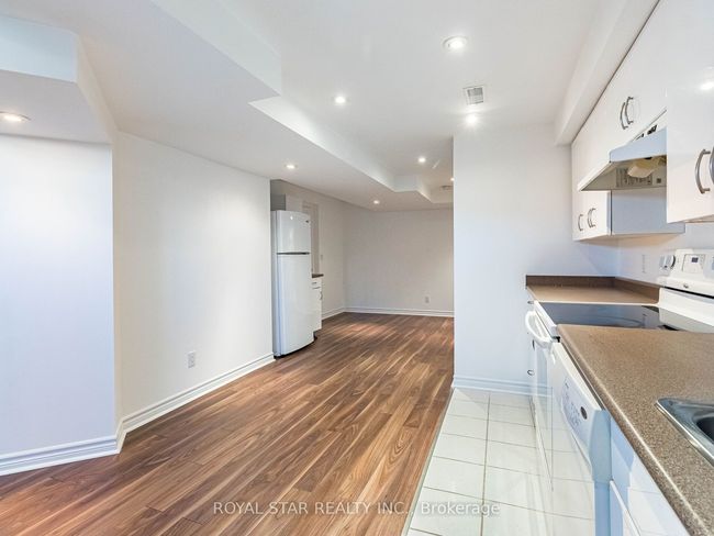 BASEMNT - 2 Lourakis St, House other with 2 bedrooms, 2 bathrooms and 2 parking in Richmond Hill ON | Image 10