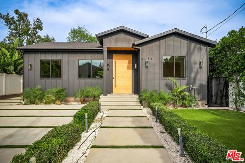 6154 Laurelgrove Ave, North Hollywood, CA, 91606-4616 | Card Image