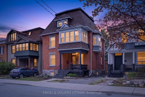 523 Mcleod St, Ottawa, ON, K1R5P9 | Card Image