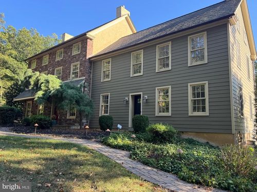 673 Spring Mount Rd, SCHWENKSVILLE, PA, 19473-1911 | Card Image