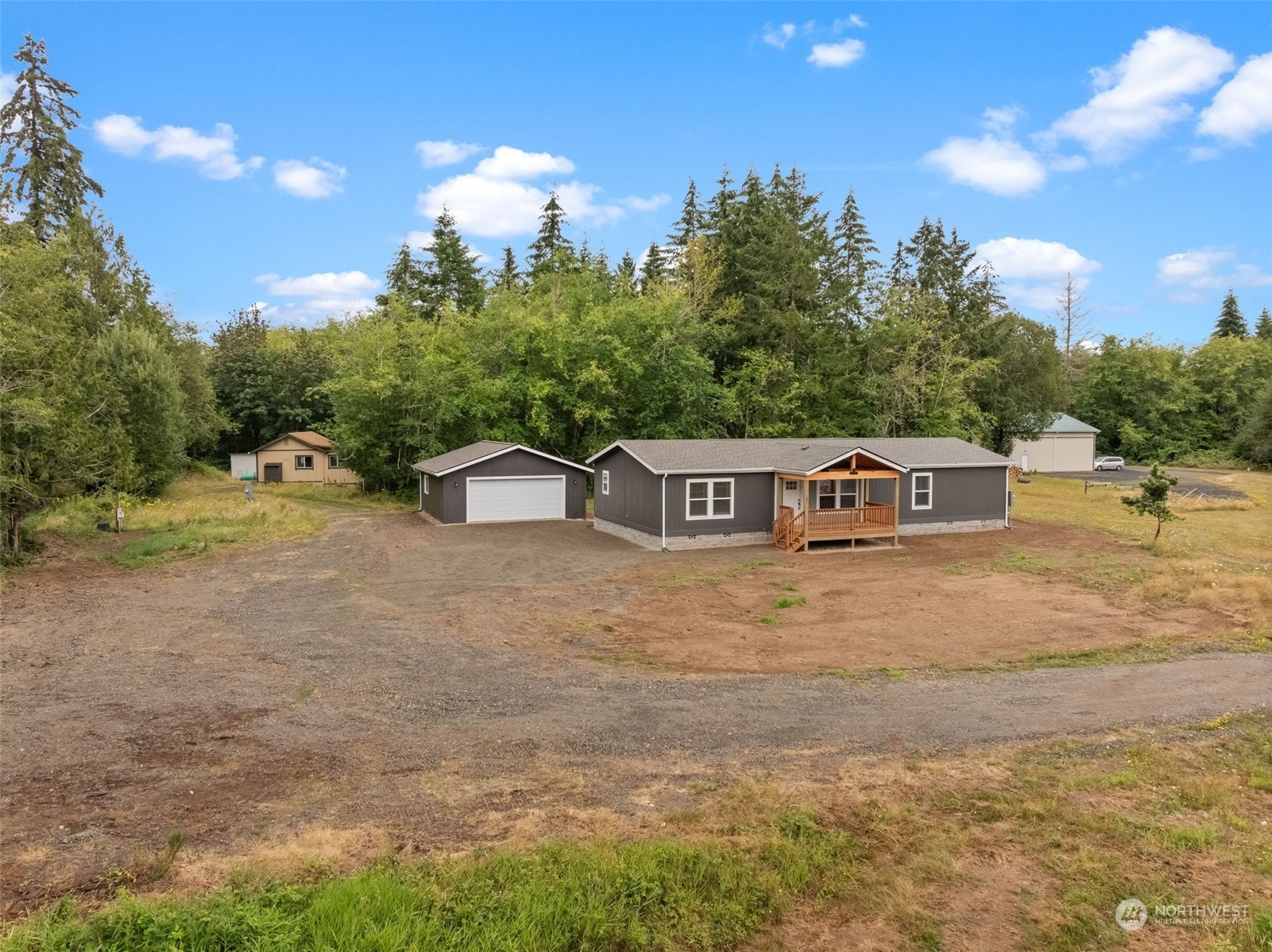 Lizzy Ln, Shelton, WA 98584