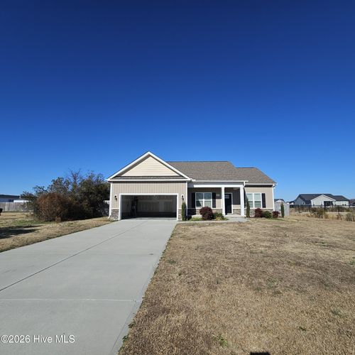 101 Mutton Dr, Pikeville, NC, 27863-2510 | Card Image