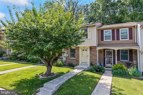 32-237-13825 Palmer House Way, SILVER SPRING, MD, 20904-4861 | Card Image