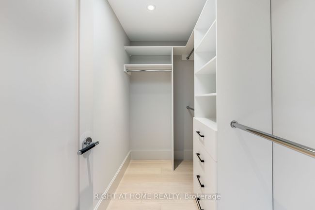 37 Kenilworth Ave, House other with 4 bedrooms, 6 bathrooms and 1 parking in Toronto ON | Image 43
