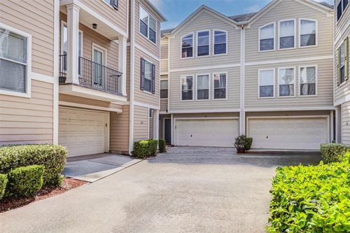 1203 Ennis St, Houston, TX, 77003-4607 | Card Image