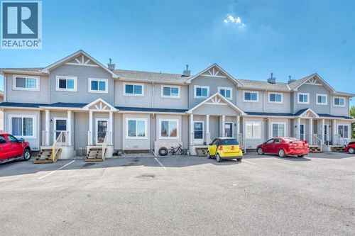 205 Strathaven Mews, Strathmore, AB, T1P1P4 | Card Image