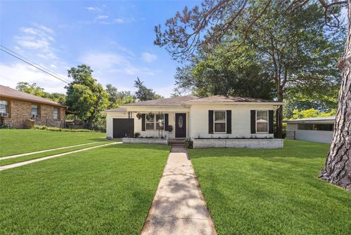 205 Hampshire Dr, Brenham, TX, 77833-3432 | Card Image