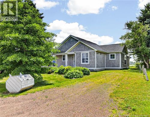 54 Acadie St, Cocagne, NB, E4R5Y6 | Card Image