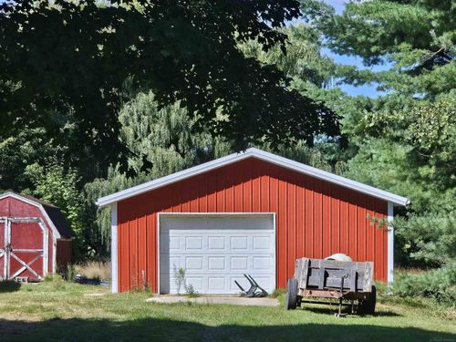 5749 Shabbona Rd, Deckerville, MI, 48427-9366 | Card Image