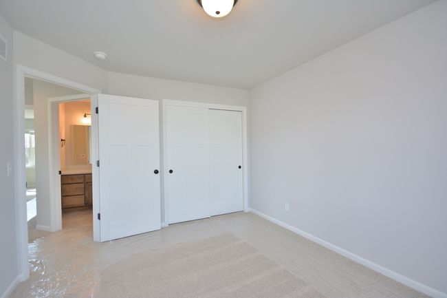 929 5 Mile Rd, House other with 3 bedrooms, 2 bathrooms and null parking in Caledonia WI | Image 29
