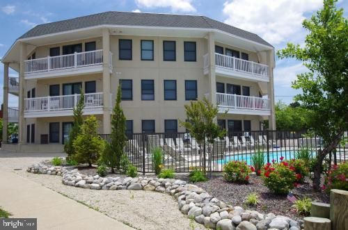 unit-c-17-1810 Central Ave, SHIP BOTTOM, NJ, 08008-4435 | Card Image