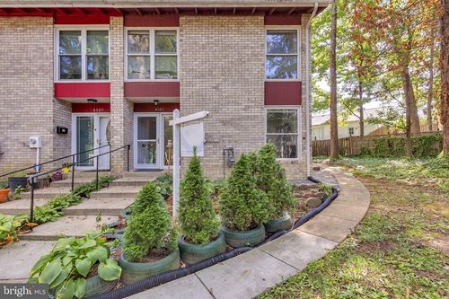 47b-8585 Seasons Way, LANHAM, MD, 20706-3820 | Card Image