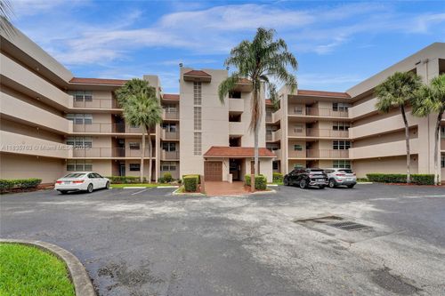 apt-304-1911 Sabal Palm Dr, Davie, FL, 33324-5953 | Card Image