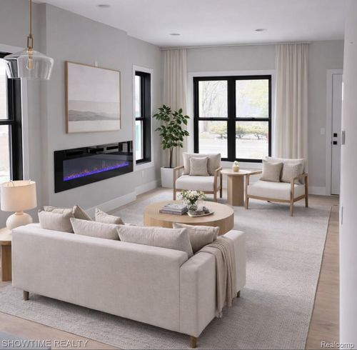 334 Romeo Rd, Rochester, MI, 48307-1560 | Card Image