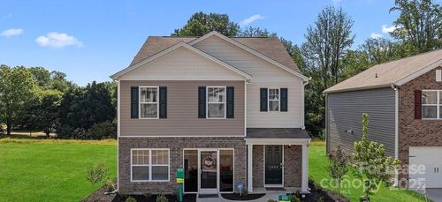2224 Lilium Dr, Charlotte, NC, 28216-4890 | Card Image