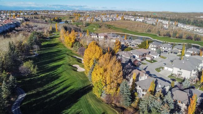 75 Hamptons Close Nw, Home with 5 bedrooms, 3 bathrooms and 4 parking in Calgary AB | Image 44
