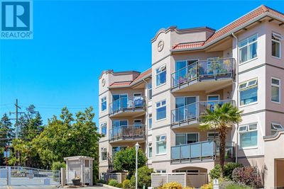 307 - 1085 Tillicum Rd, Condo with 2 bedrooms, 2 bathrooms and 1 parking in Esquimalt BC | Image 1