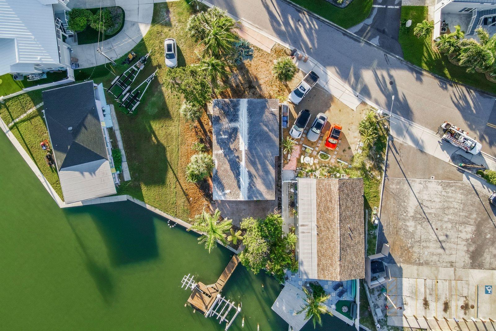 Land in MADEIRA BEACH 3