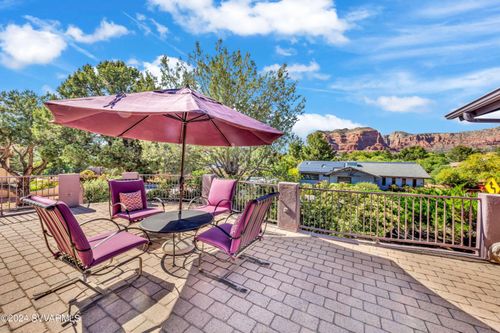 205 Concho Dr, Sedona, AZ, 86351-7950 | Card Image