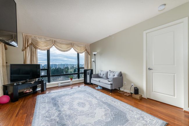 1508 - 9133 Hemlock Drive, Condo with 2 bedrooms, 2 bathrooms and 1 parking in Richmond BC | Image 3