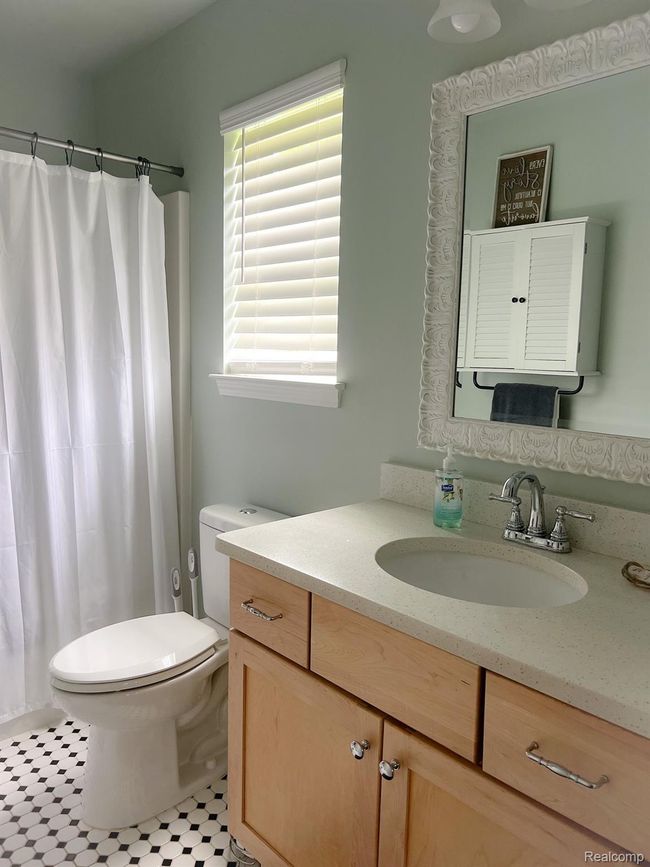 11236 Chyna Run, House other with 4 bedrooms, 4 bathrooms and null parking in Springfld Twp MI | Image 36