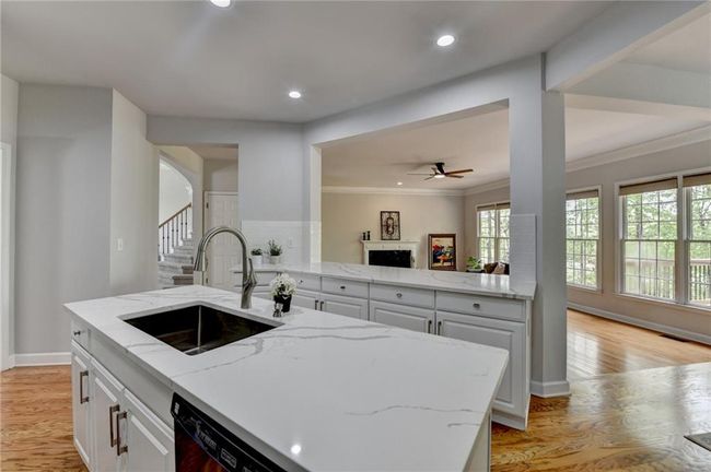 5915 Masters Club Dr, House other with 5 bedrooms, 4 bathrooms and null parking in Suwanee GA | Image 31
