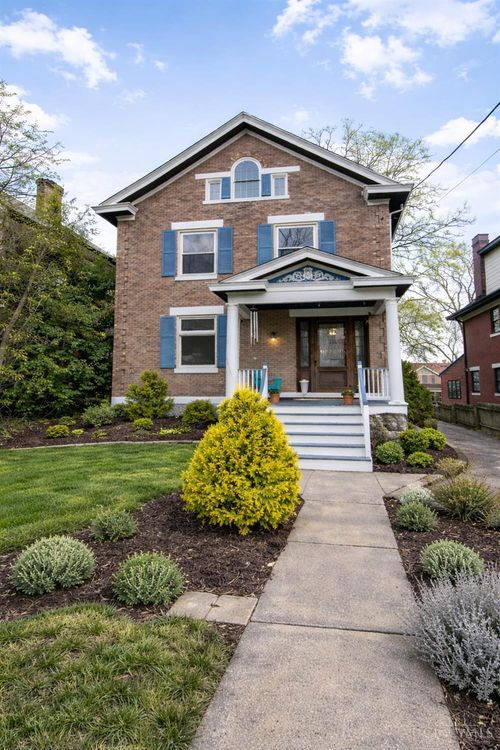 3476 Cornell Pl, Cincinnati, OH, 45220-1502 | Card Image