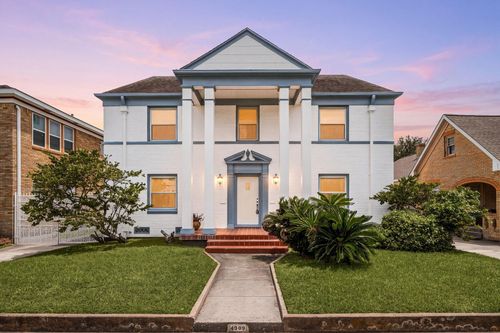 4309 Avenue N, Galveston, TX, 77550-6935 | Card Image