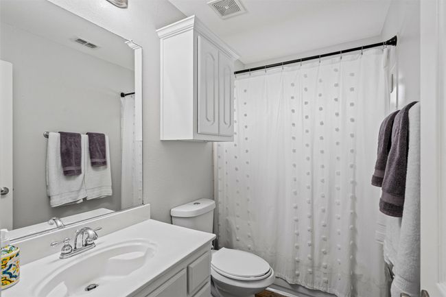Upstairs full bath with vanity and toilet | Image 27