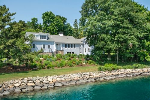 20 Nichols Rd, Cohasset, MA, 02025-1166 | Card Image