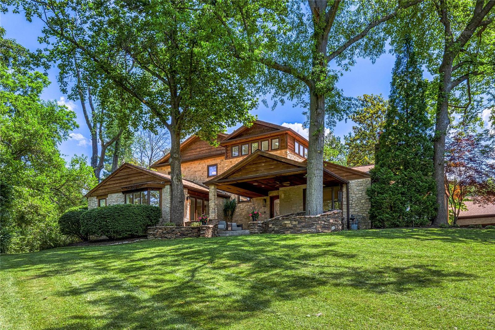 Huntington Ln, Saint Louis, MO 63141