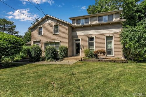 5334 Genesee St, Bowmansville, NY, 14026-1062 | Card Image