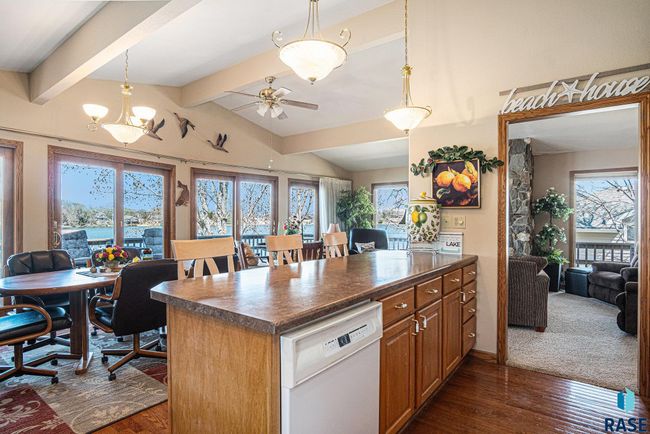 59 S Harmon Dr, House other with 2 bedrooms, 2 bathrooms and null parking in Mitchell SD | Image 9
